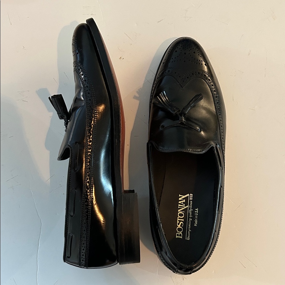 Bostonian men’s black Wingtip Tassel Loafers Dress Shoes size 11